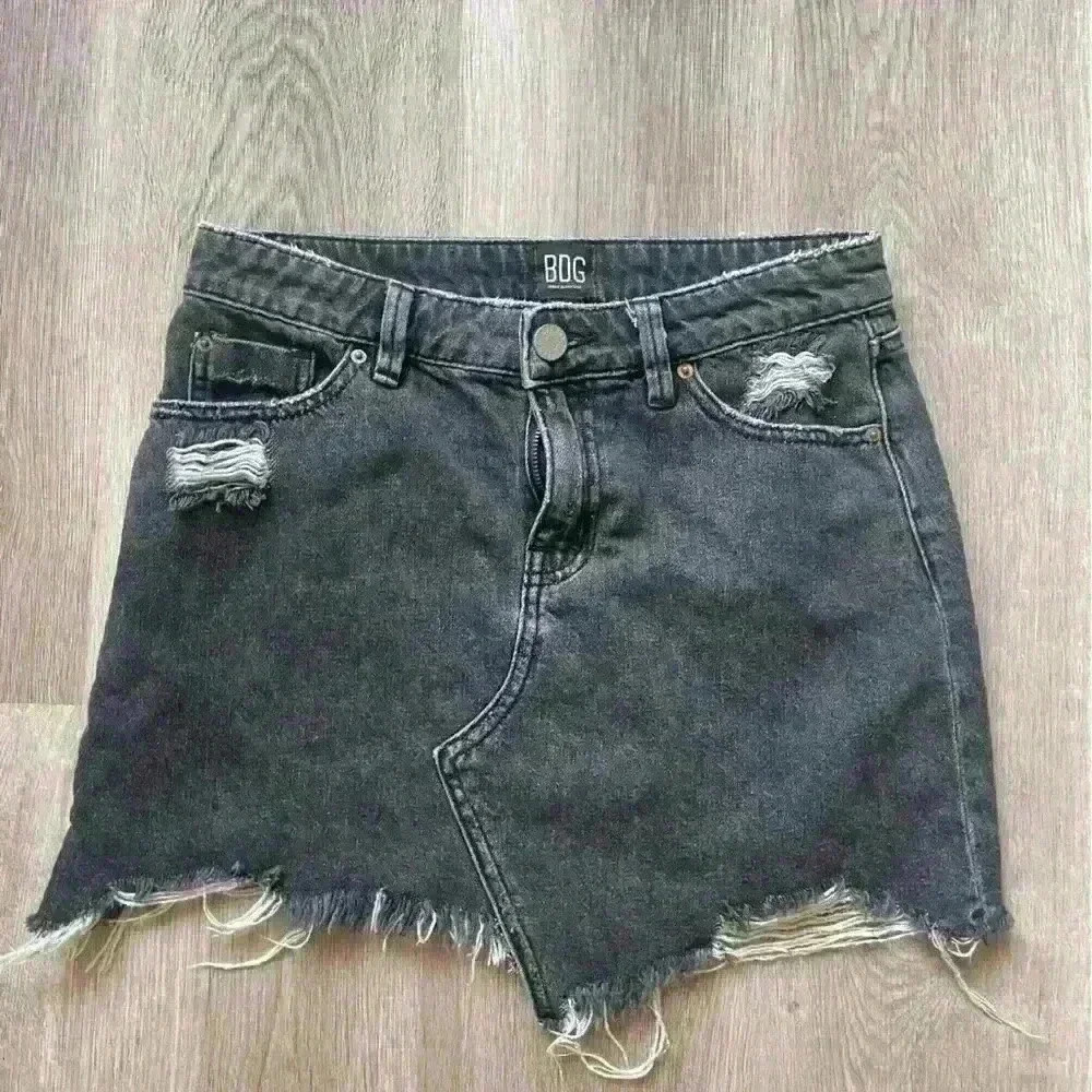 BDG Urban Outfitters Black Distressed Denim Skirt, size small